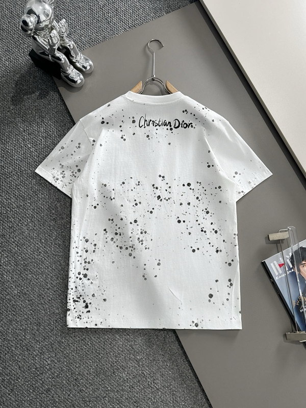 ブランドTシャツ背面デザイン